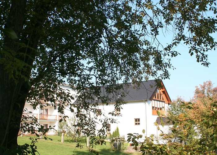 Landkomforthotel Riedelbauch Gæstehus 3*